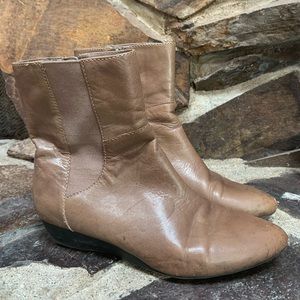 Circa Joan & David Yolindy Leather Ankle Booties